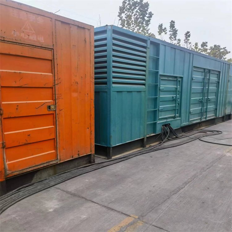 积石山如何选择适合 600kW 柴油发电机组的热继电器?