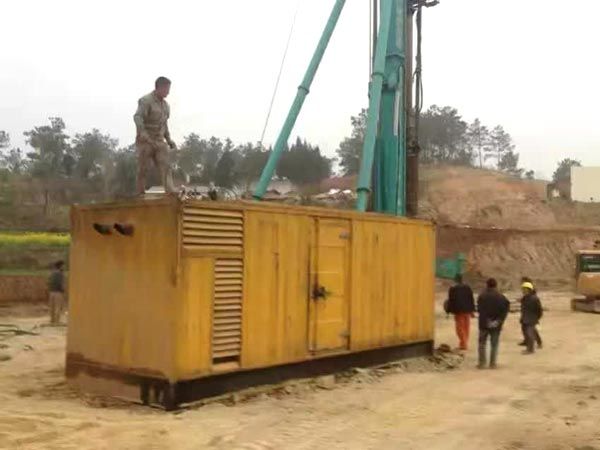 积石山如何判断水冷式机油散热器密封件是否需要更换?
